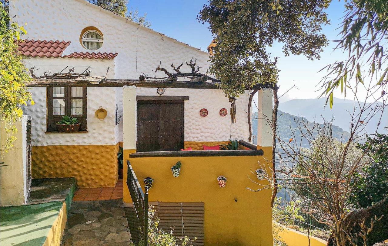 Amazing Cottage In Algatocin With Kitchen Extérieur photo