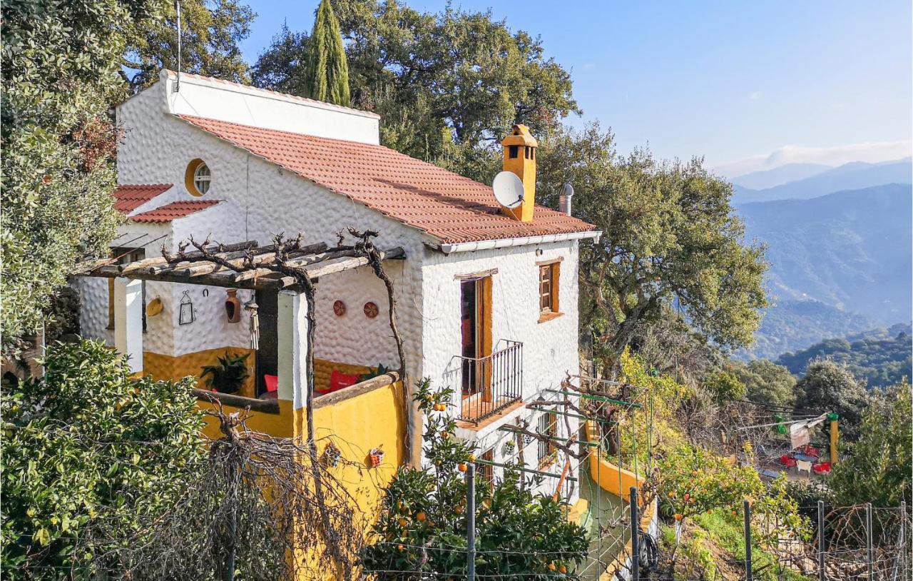 Amazing Cottage In Algatocin With Kitchen Extérieur photo
