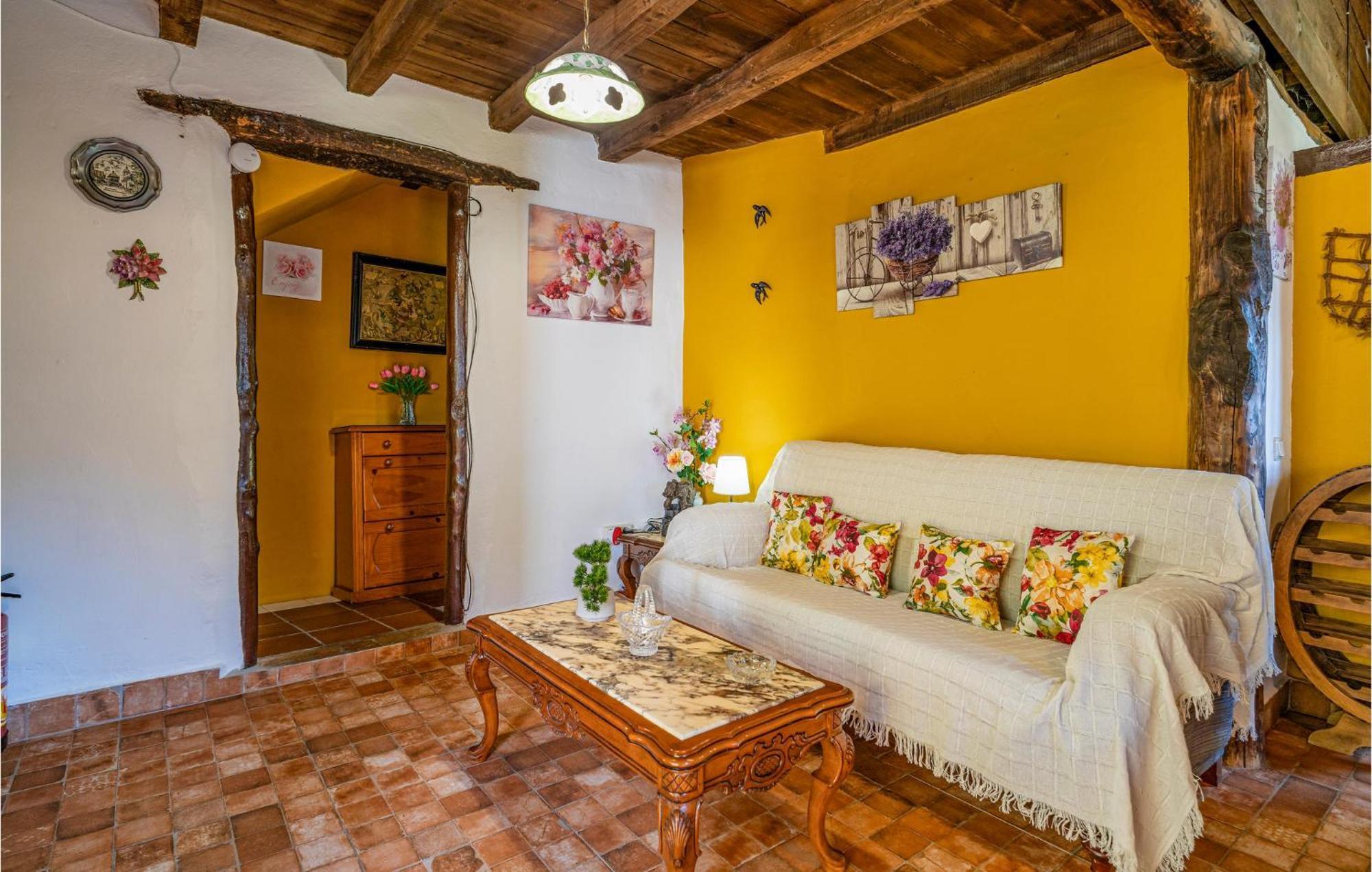 Amazing Cottage In Algatocin With Kitchen Extérieur photo