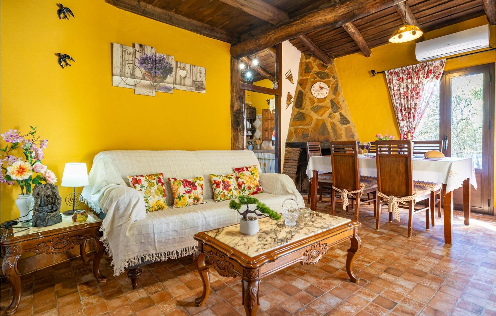 Amazing Cottage In Algatocin With Kitchen Extérieur photo